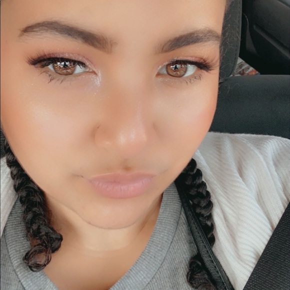 Meet your Posher, Rachael - Picture 2 of 3